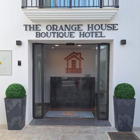 The Orange House Boutique Hotel And Upstairs Rooftop Bar Center Of La Cala De Mijas 100M From The Beach ภายนอก รูปภาพ