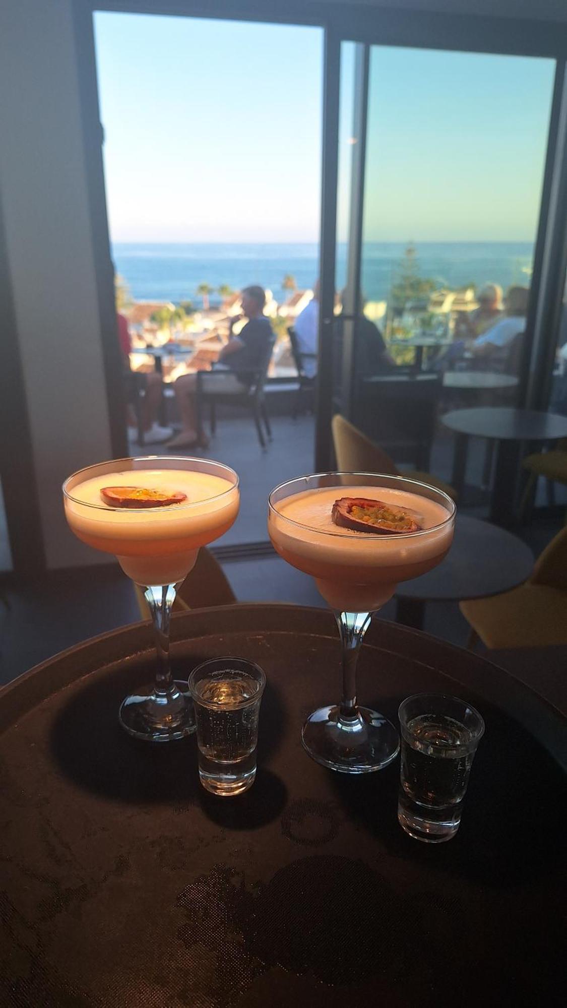 The Orange House Boutique Hotel And Upstairs Rooftop Bar Center Of La Cala De Mijas 100M From The Beach ภายนอก รูปภาพ