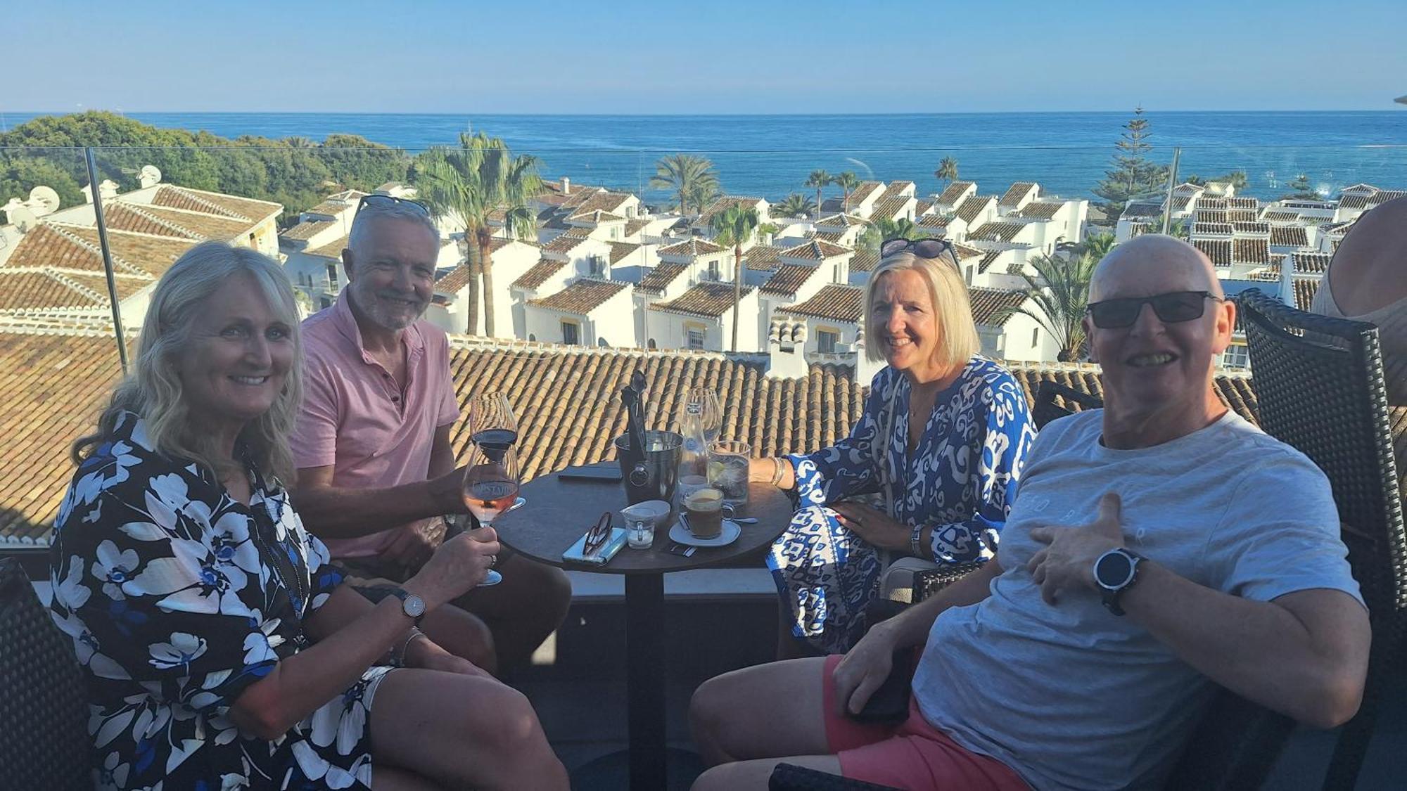 The Orange House Boutique Hotel And Upstairs Rooftop Bar Center Of La Cala De Mijas 100M From The Beach ภายนอก รูปภาพ