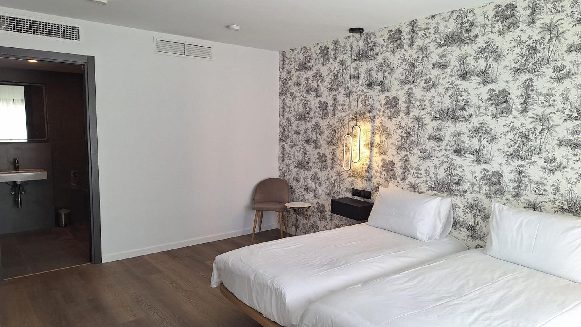 The Orange House Boutique Hotel And Upstairs Rooftop Bar Center Of La Cala De Mijas 100M From The Beach ห้อง รูปภาพ